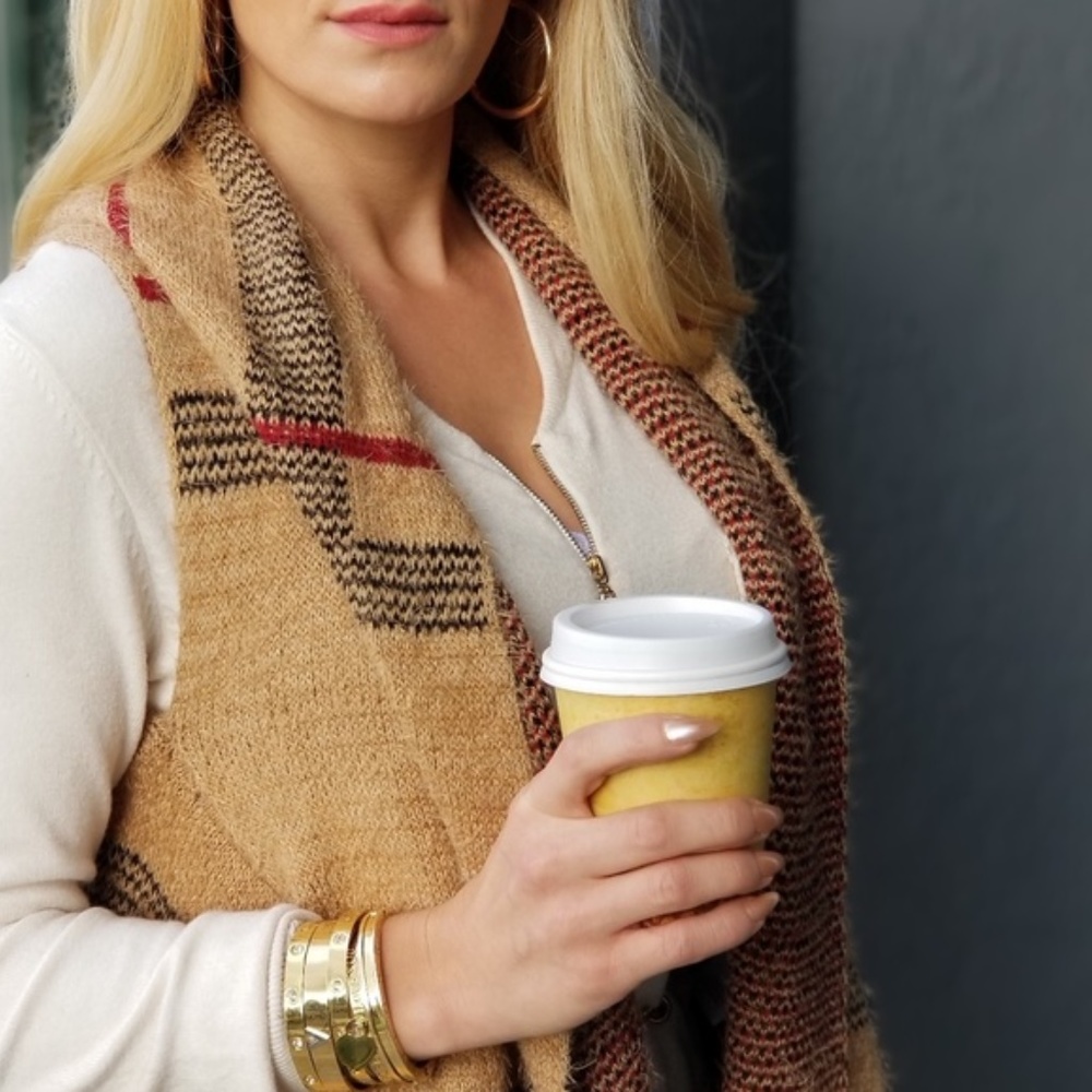 Plaid Print Fuzzy Knit Vest - Picture 3 of 5